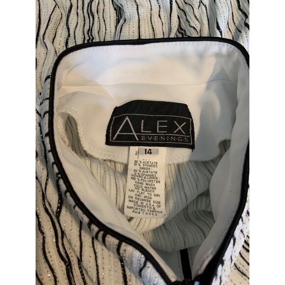 Alex Evenings White W/ Black Wavy & Silver Glitter Striped Jacket, Size 14 - Picture 5 of 5